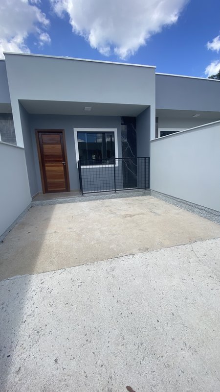 SOBRADO COM 2 DORMITÓRIOS EM DOM JOAQUIM - Brusque - 