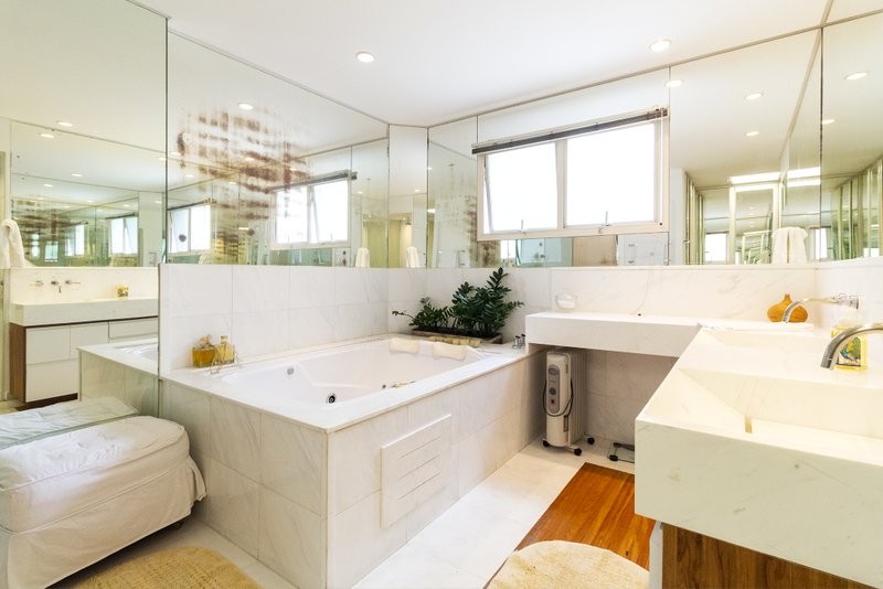 Apartamento de Alto Padrão - 380m² - Higienópolis - São Paulo - 