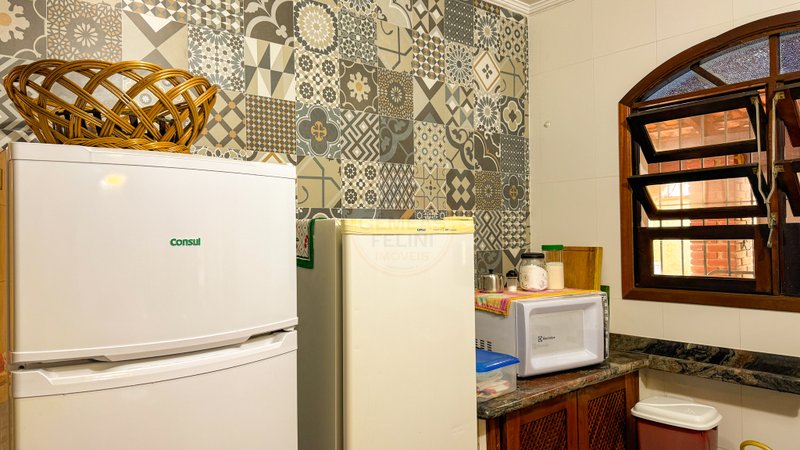 Casa familiar apenas 150m da Praia de Juquehy - LOCAÇÕES POR TEMPORADA - São Sebastião - 