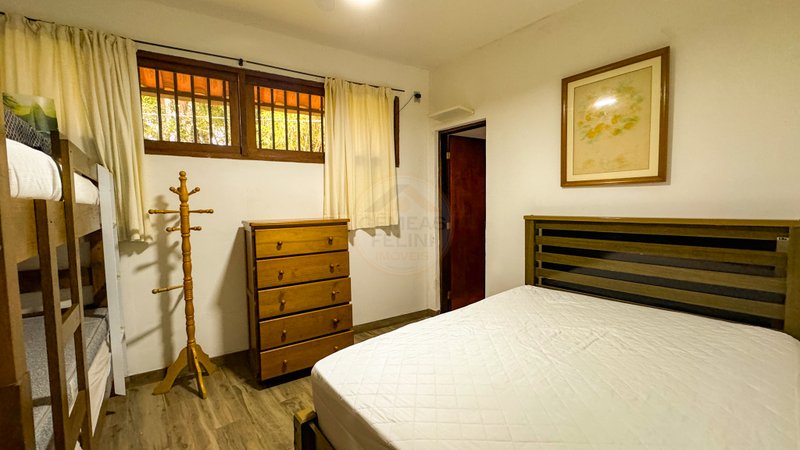 Casa familiar apenas 150m da Praia de Juquehy - LOCAÇÕES POR TEMPORADA - São Sebastião - 