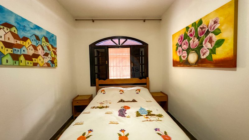 Casa familiar apenas 150m da Praia de Juquehy - LOCAÇÕES POR TEMPORADA - São Sebastião - 