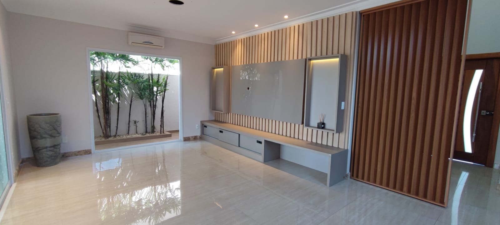 Casa com 4 dormit&oacute;rios &agrave; venda,305 m&sup2; - Condom&iacute;nio Mont Blanc - Sorocaba- SP Rua Antônio Annunciato Sorocaba - 