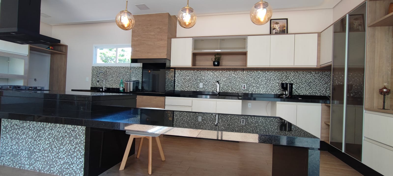 Casa com 4 dormit&oacute;rios &agrave; venda,305 m&sup2; - Condom&iacute;nio Mont Blanc - Sorocaba- SP Rua Antônio Annunciato Sorocaba - 