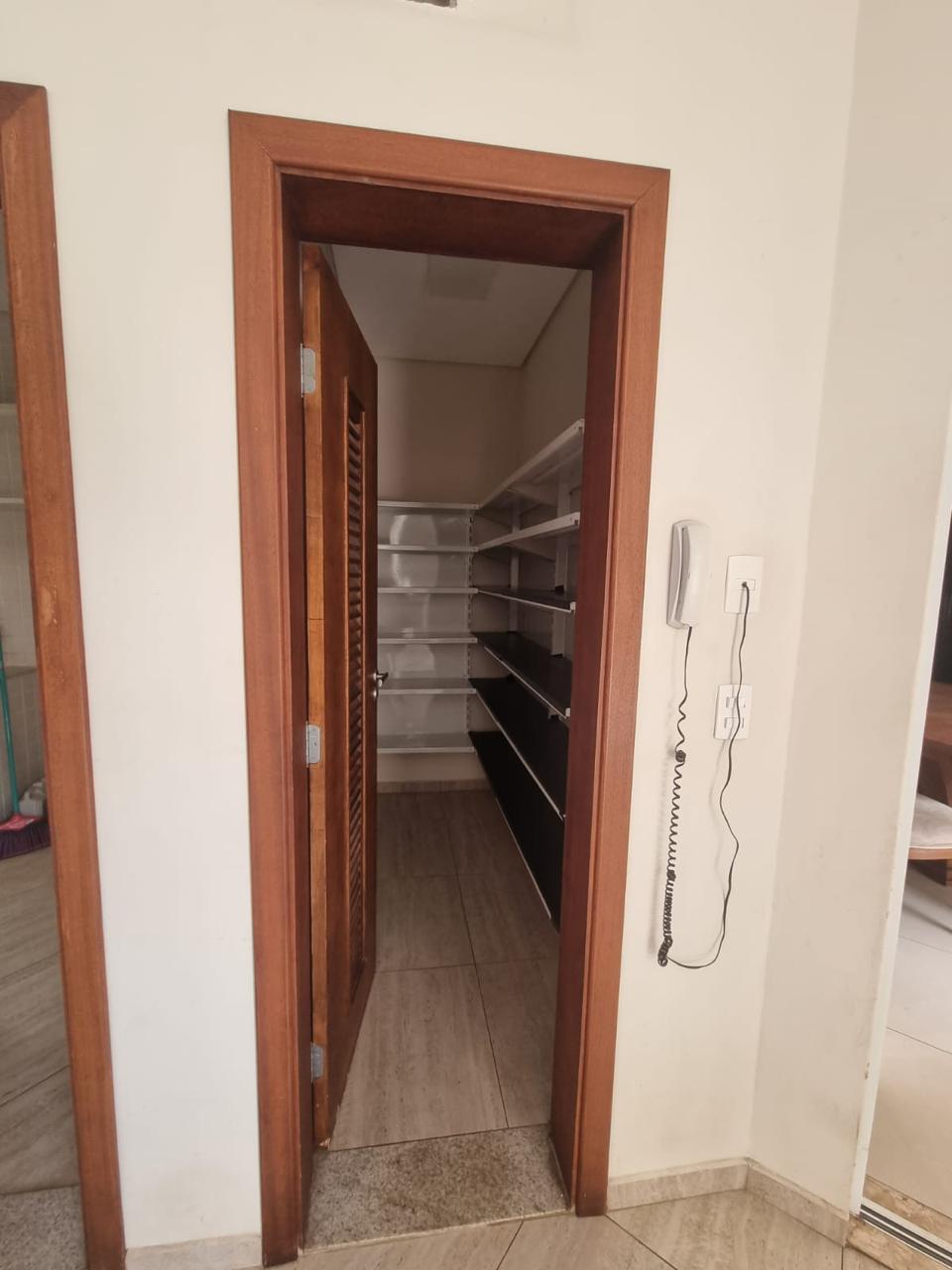 Casa com 5 dormit&oacute;rios &agrave; venda,374 m&sup2; - Condom&iacute;nio Mont Blanc - Sorocaba- SP Rua Antônio Annunciato Sorocaba - 