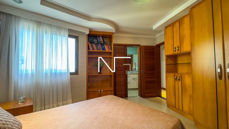 3 suítes frente ao mar: Viva a experiência de um apartamento com vista deslumbrante Avenida Estudante José Júlio de Souza Vila Velha - 