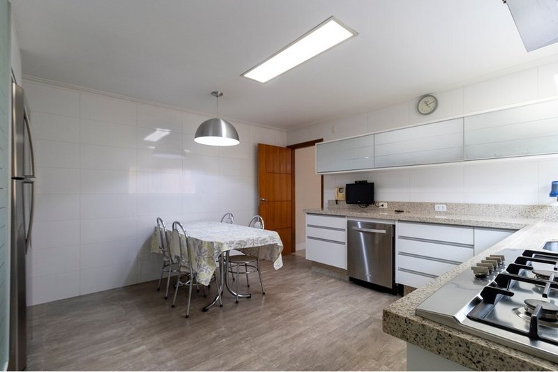 Casa a venda - Vila Guaraní - 3 suítes 318m² Av. Leonardo da Vinci São Paulo - 
