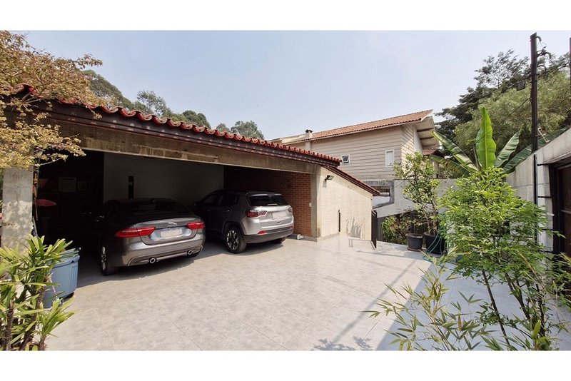 Casa a venda - Vila Suzana -1 suíte 535m² R. Domingos Simões São Paulo - 