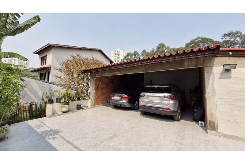 Casa a venda - Vila Suzana -1 suíte 535m² R. Domingos Simões São Paulo - 
