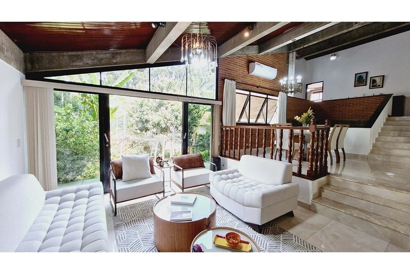 Casa a venda - Vila Suzana -1 suíte 535m² R. Domingos Simões São Paulo - 