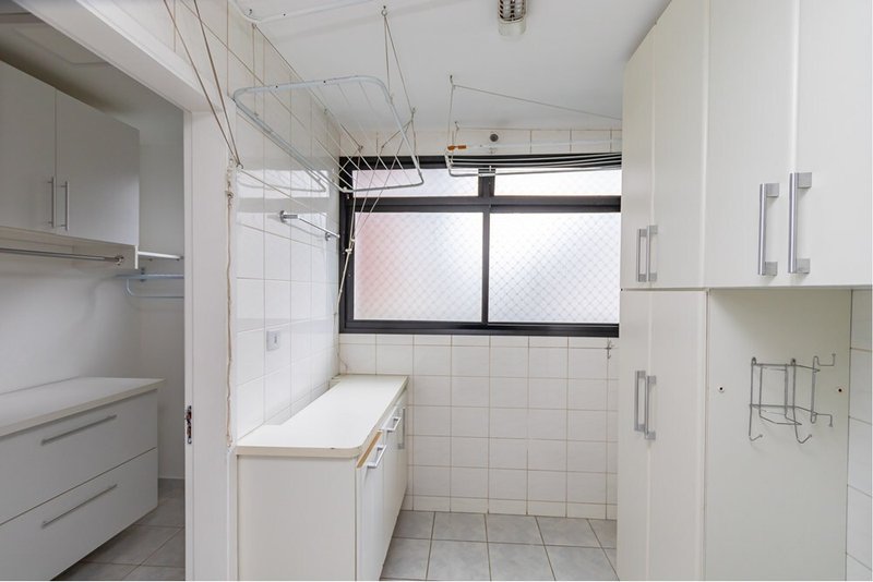 Apartamento a venda - Moema - 1 suíte 93m² Al dos Nhambiquaras São Paulo - 