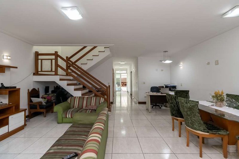 Casa a venda - Cambucí -  4 suítes 622m² R. Sen. Carlos Teixeira de Carvalho São Paulo - 