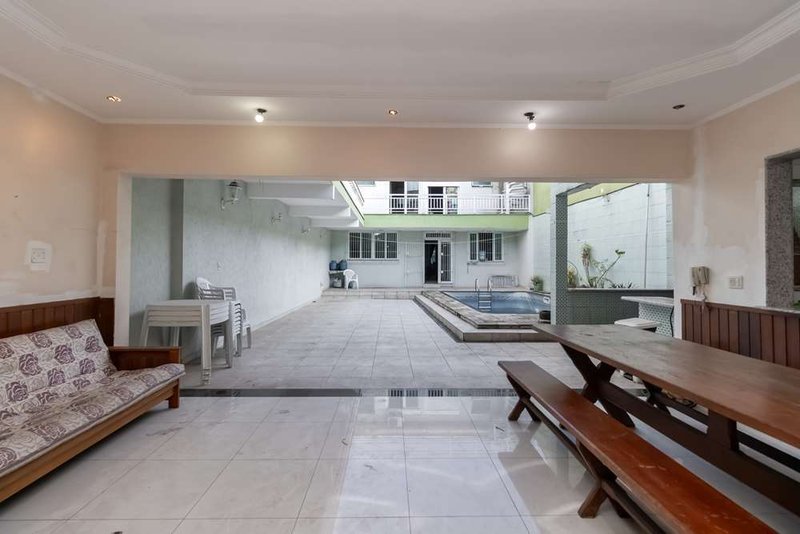Casa a venda - Cambucí -  4 suítes 622m² R. Sen. Carlos Teixeira de Carvalho São Paulo - 