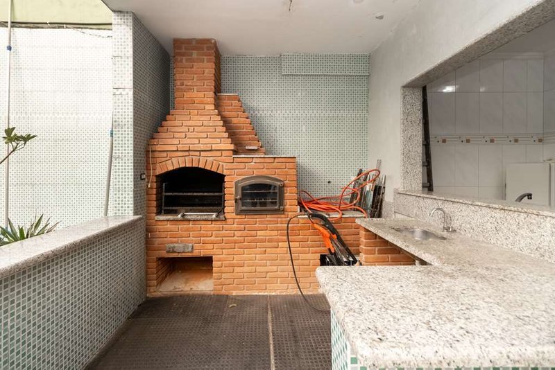 Casa a venda - Cambucí -  4 suítes 622m² R. Sen. Carlos Teixeira de Carvalho São Paulo - 