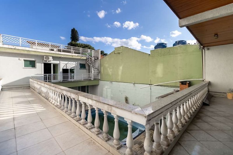 Casa a venda - Cambucí -  4 suítes 622m² R. Sen. Carlos Teixeira de Carvalho São Paulo - 