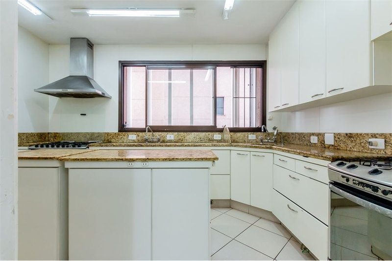 Apartamento a venda - Jardim Paulista - 3 suítes 287m² Al. Itu São Paulo - 