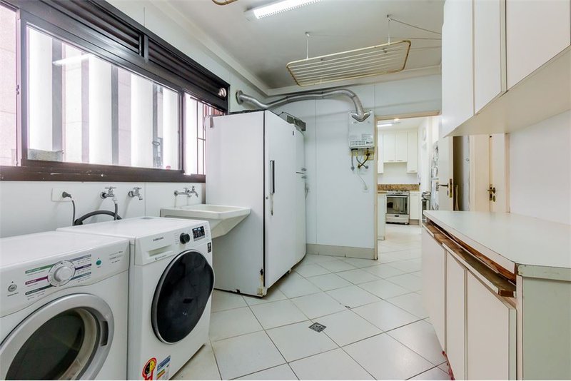 Apartamento a venda - Jardim Paulista - 3 suítes 287m² Al. Itu São Paulo - 