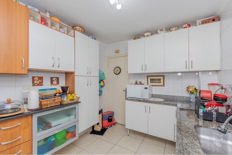 Apartamento a venda - Moema - 2 dormitórios 74m² Av Rouxinol São Paulo - 