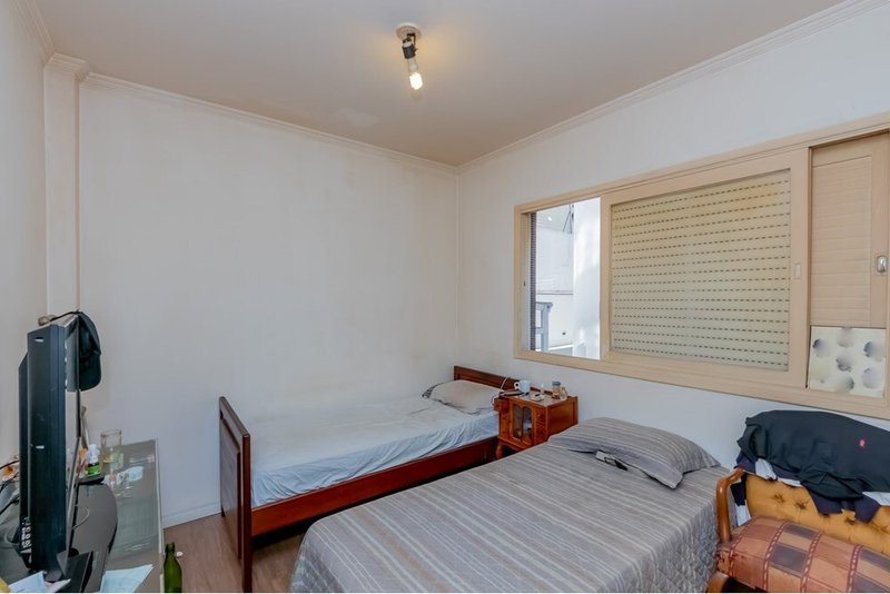 Apartamento a venda - Moema - 2 dormitórios 74m² Av Rouxinol São Paulo - 