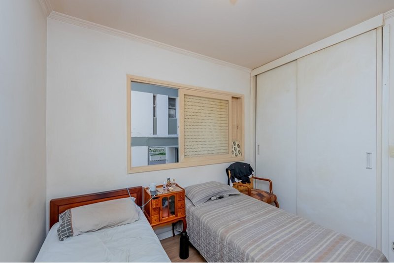 Apartamento a venda - Moema - 2 dormitórios 74m² Av Rouxinol São Paulo - 