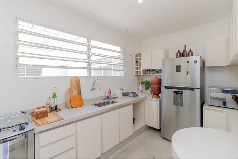 Apartamento a venda - Moema -  2 dormitórios 84m² Av. Jurema São Paulo - 