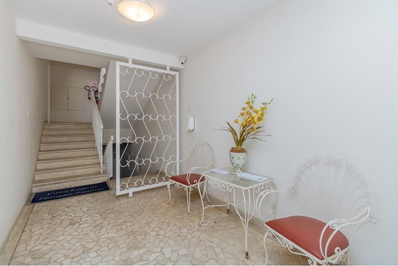 Apartamento a venda - Moema -  2 dormitórios 84m² Av. Jurema São Paulo - 