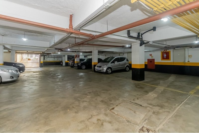 Apartamento a venda - Moema -  2 dormitórios 84m² Av. Jurema São Paulo - 