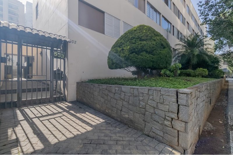 Apartamento a venda - Moema -  2 dormitórios 84m² Av. Jurema São Paulo - 