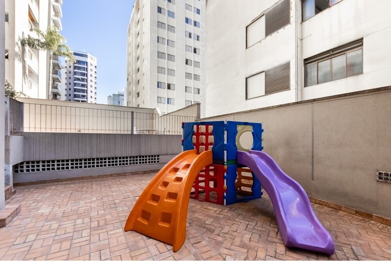 Apartamento a venda - Moema -1 suíte 86m² Av. Aratãs São Paulo - 