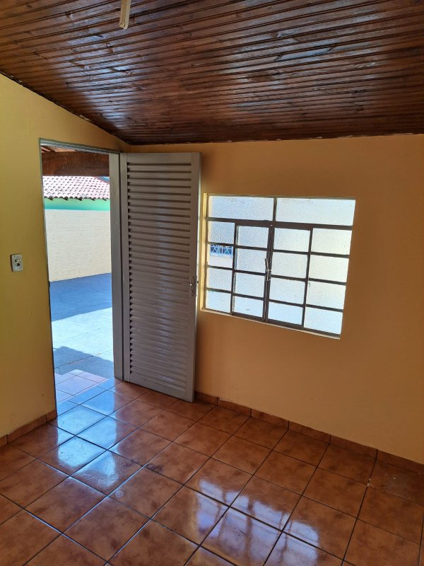 Casa no Jardim Brasília Rua Antonio Batista Ferreira SANTA CRUZ DO RIO PARDO - 