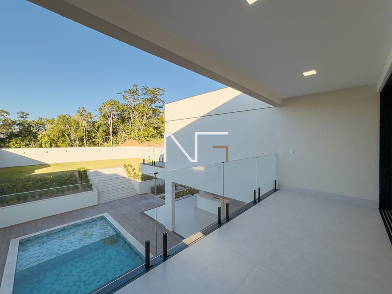 Sofisticação e Conforto: Mansão de 4 Suítes para Viver o Puro Luxo no Jardins Veneza Rodovia do Sol Vila Velha - 