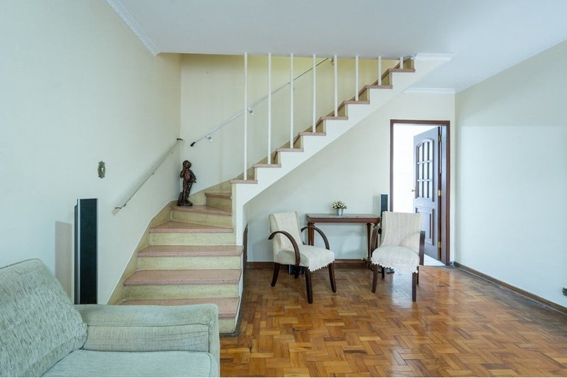 Casa a venda - Campo Belo - 3 dormitórios 145m² Morais de Barros São Paulo - 