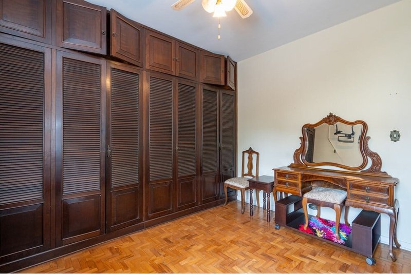 Casa a venda - Campo Belo - 3 dormitórios 145m² Morais de Barros São Paulo - 