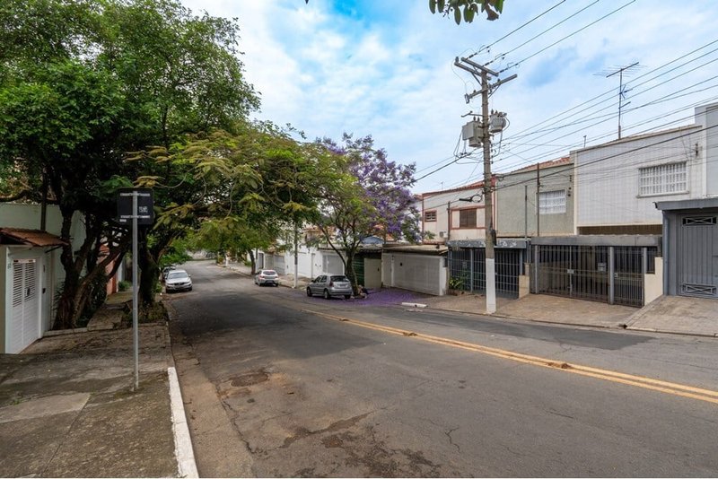Casa a venda - Campo Belo - 3 dormitórios 145m² Morais de Barros São Paulo - 