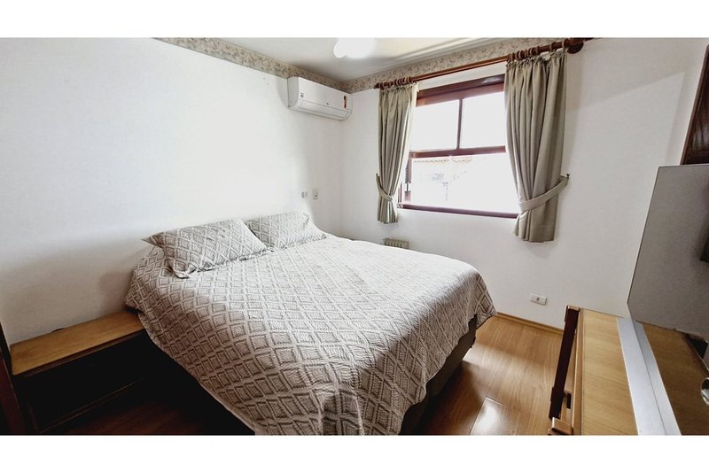 Casa a venda - Vila Suzana - 1 suíte 245m² Domingos Simões São Paulo - 