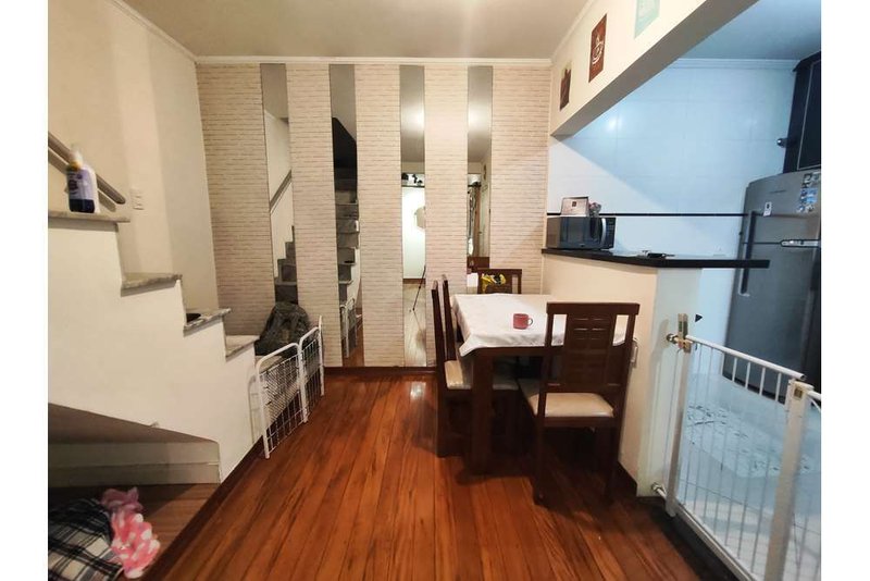 Casa a venda - Avenida do Café - 6 dormitórios 200m² do Café São Paulo - 