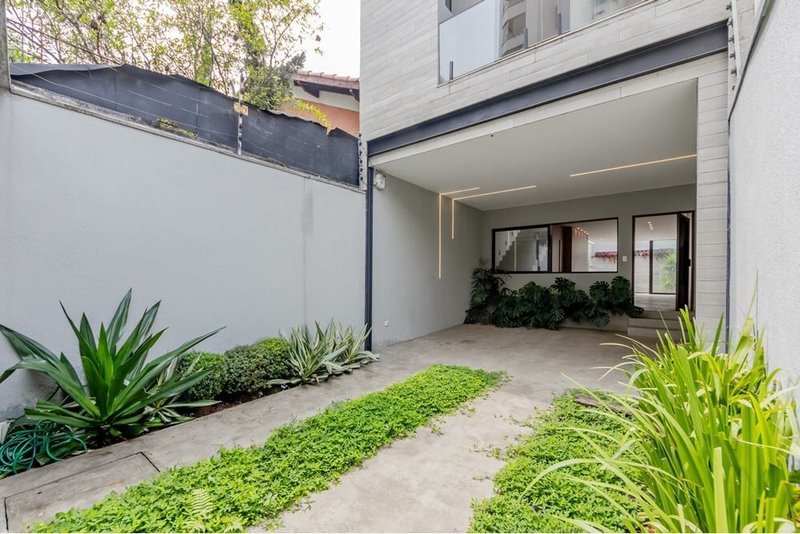 Casa a venda - Rua Cristovão Pereira - 1 suíte 136m² Cristóvão Pereira São Paulo - 