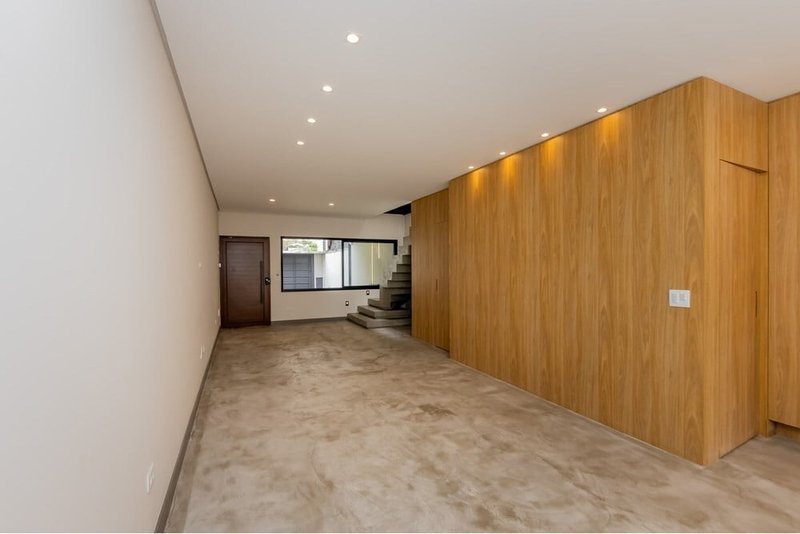 Casa a venda - Rua Cristovão Pereira - 1 suíte 136m² Cristóvão Pereira São Paulo - 