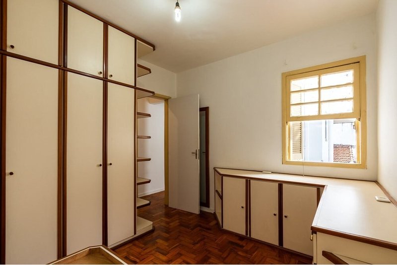 Casa a venda - Rua Adelino Reis - 3 dormitórios 174m² Adelino Alves São Paulo - 