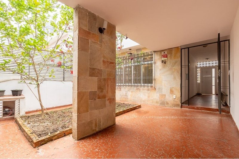 Casa a venda - Rua Adelino Reis - 3 dormitórios 174m² Adelino Alves São Paulo - 
