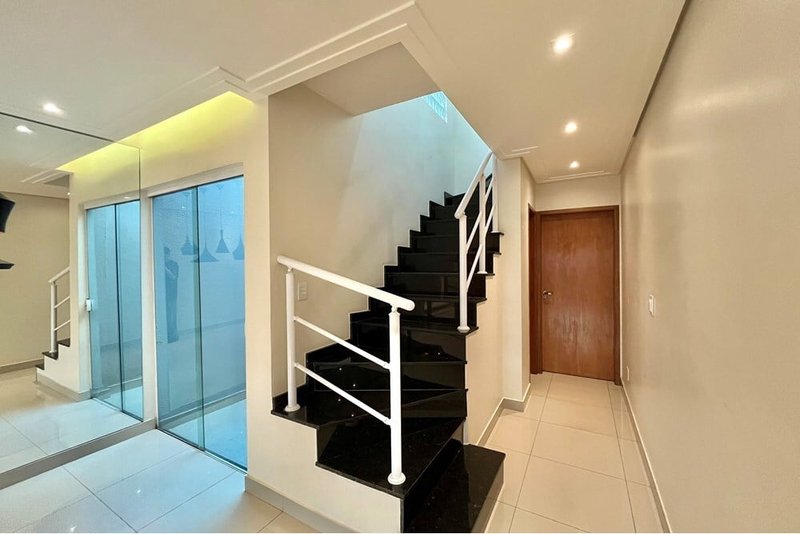 Casa a venda - Rua Professor João Ortale - 1 suíte 113m² Professor João Ortale São Paulo - 