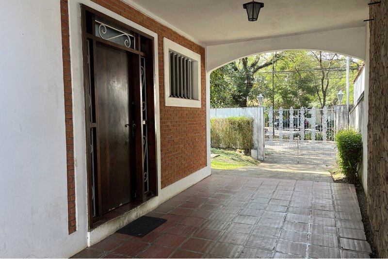 Casa a venda - Avenida Padre Pereira de Andrade - 1 suíte 307m² Padre Pereira de Andrade São Paulo - 