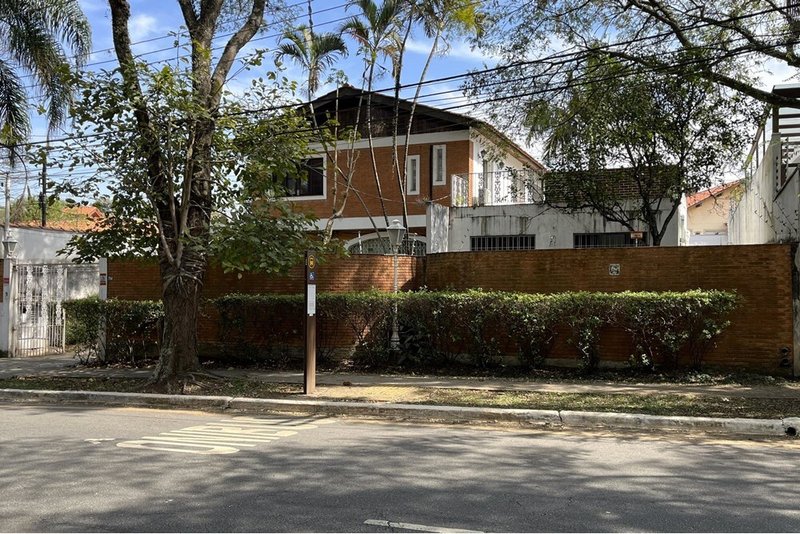Casa a venda - Avenida Padre Pereira de Andrade - 1 suíte 307m² Padre Pereira de Andrade São Paulo - 