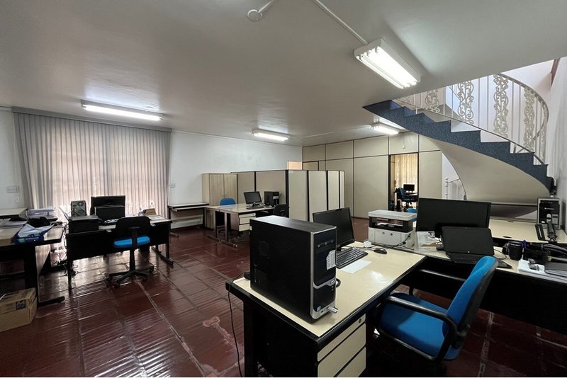 Casa a venda - Avenida Padre Pereira de Andrade - 1 suíte 307m² Padre Pereira de Andrade São Paulo - 