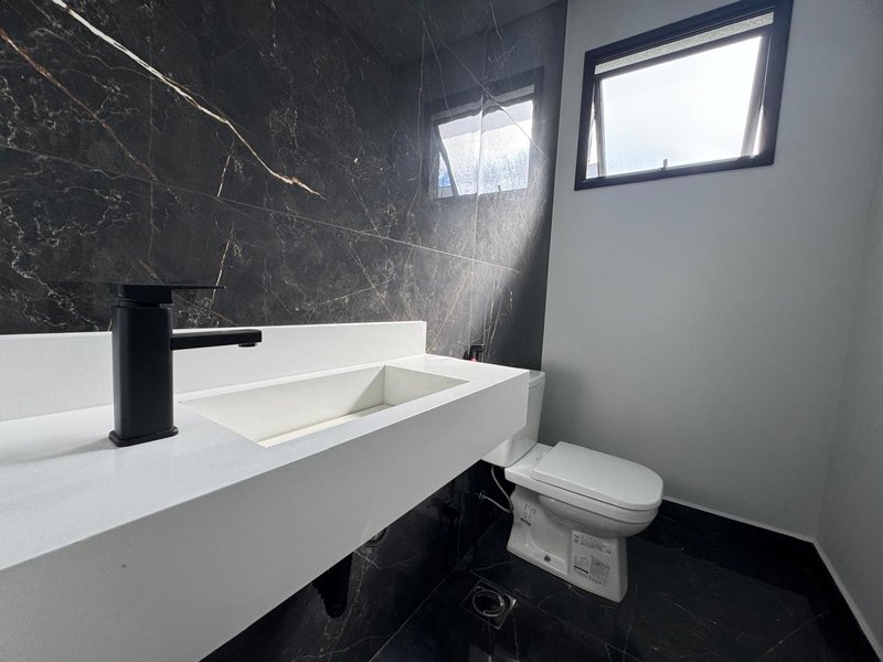 CASA COM VISTA DESLUMBRANTE PARA A MATA Rodovia Anhangüera Campinas - 