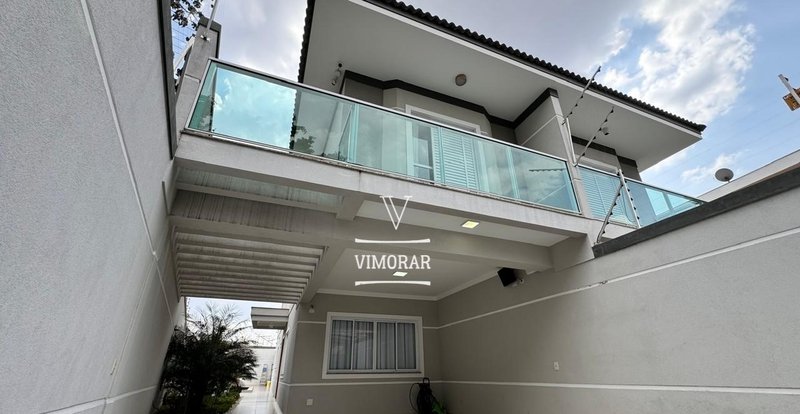 Sobrado 3 suítes + área gourmet com piscina  Guarulhos - 