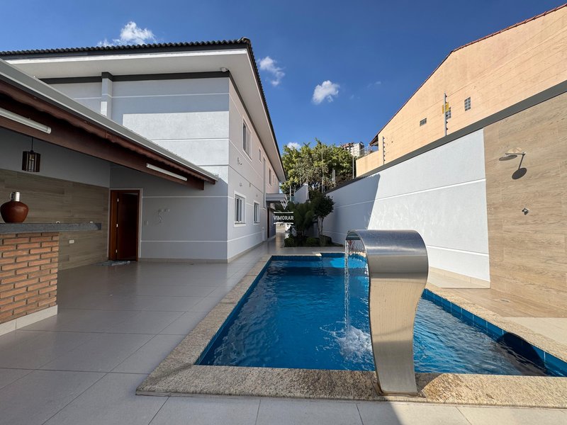 Sobrado 3 suítes + área gourmet com piscina  Guarulhos - 