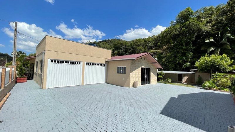 CASA - Brusque - 