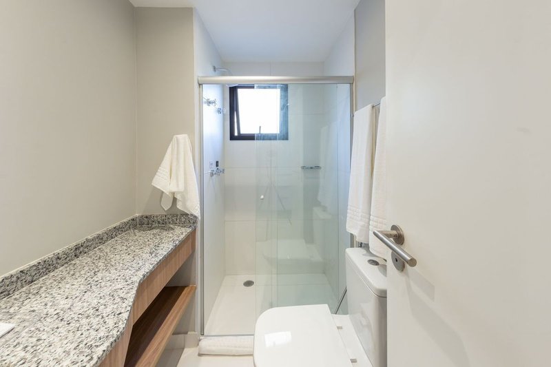 Apartamento com 2 Quartos para alugar, 75m² - Pinheiros Rua Cristiano Viana São Paulo - 