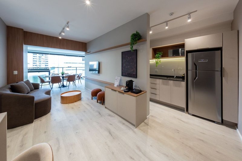 Apartamento com 2 Quartos para alugar, 75m² - Pinheiros Rua Cristiano Viana São Paulo - 