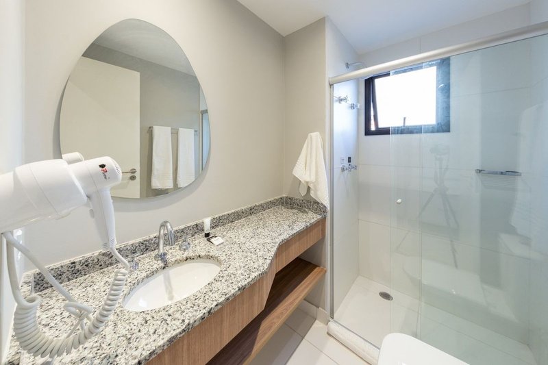 Apartamento com 2 Quartos para alugar, 75m² - Pinheiros Rua Cristiano Viana São Paulo - 
